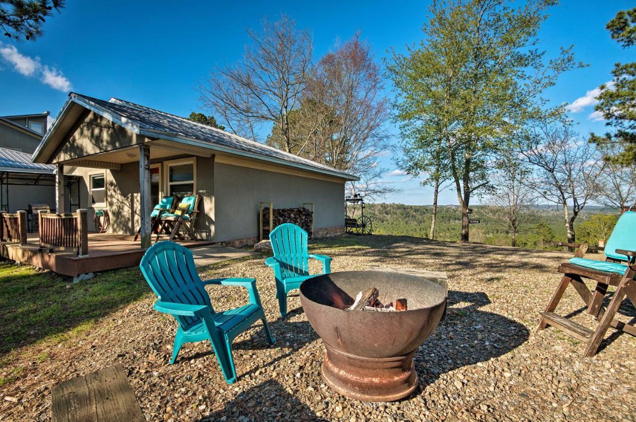 Broken Bow Cottage With Deck, Hot Tub And Fire Pit! Buitenkant foto